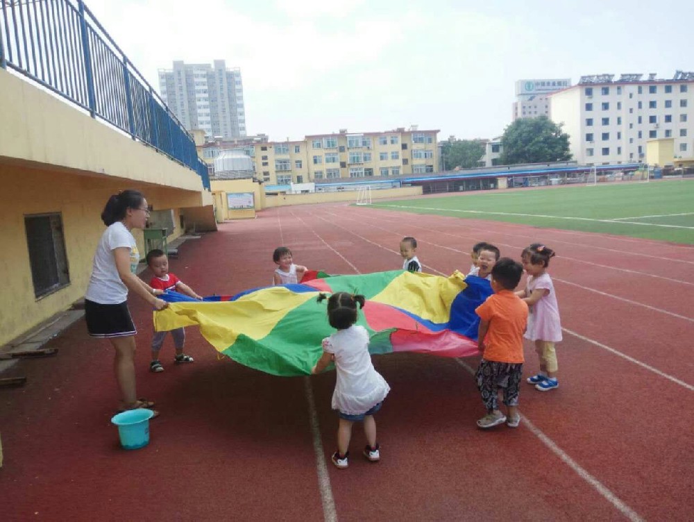 幼前教育专业就业学生 - 王嘉庆