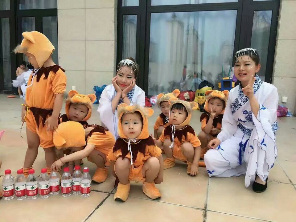 幼前教育专业就业学生 - 罗燕